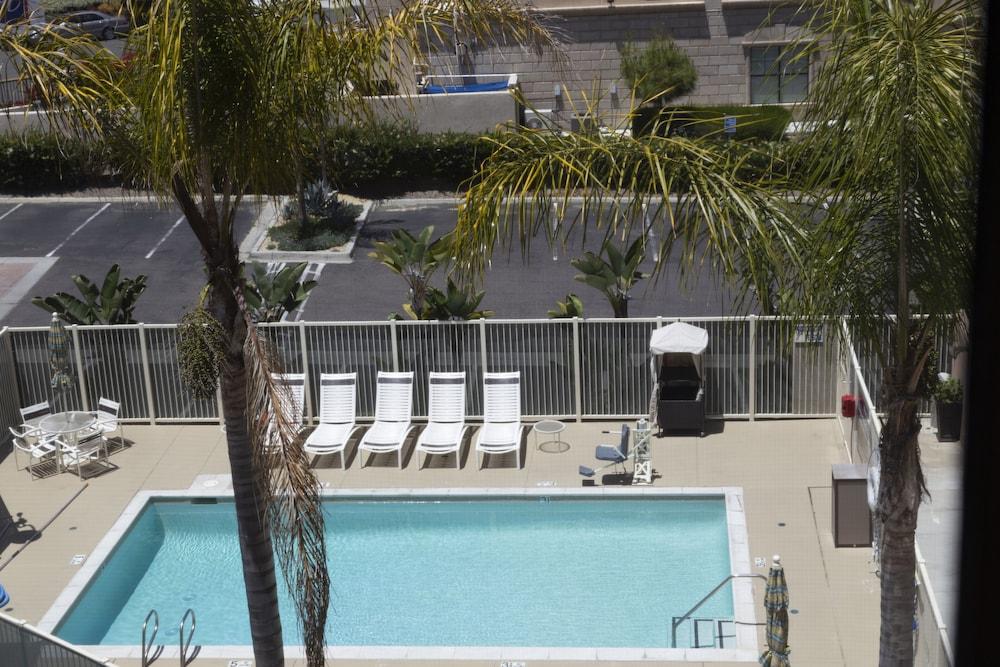 Hampton San Diego/del Mar Hotel